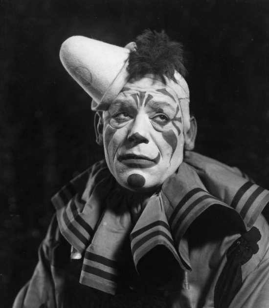 Lon Chaney in Laugh, Clown, Laugh