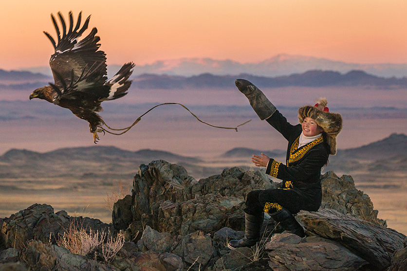 EAGLE HUNTRESS 1