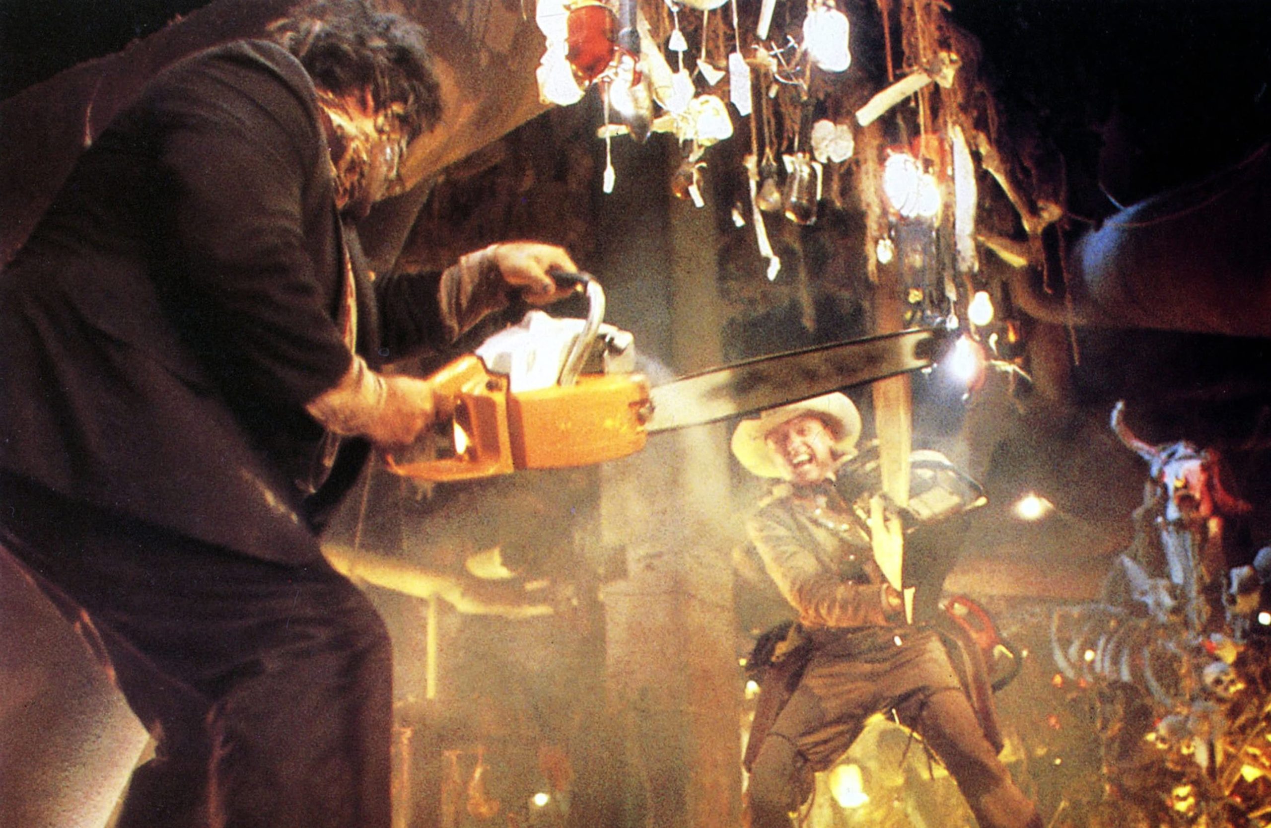 TEXAS CHAINSAW MASSACRE 2 2